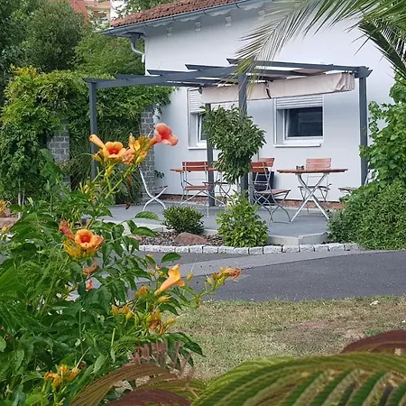 Travelers Home Hasloch  Exterior foto